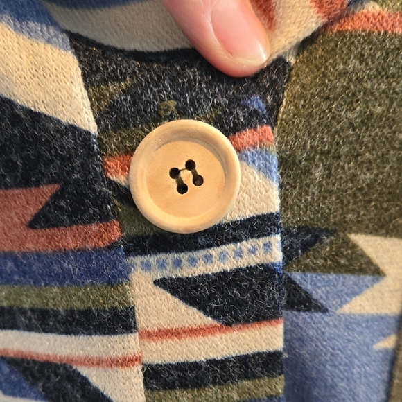 Aztec Pattern Hooded Cardigan - Picture 3 of 4